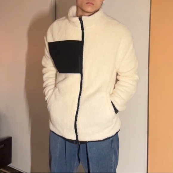 men’s medium fluffy jacket - Picture 2 of 5